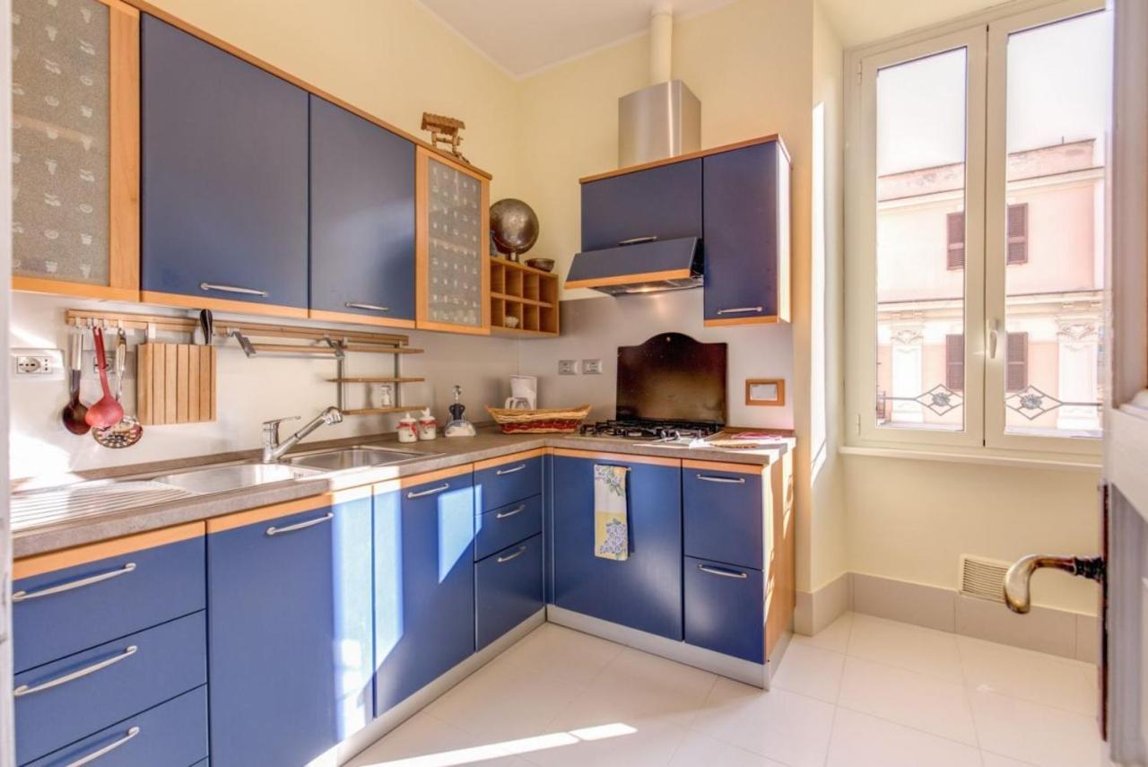 Lovely 4-bedroom 30m Sangiovanni Metro Apartment Rome