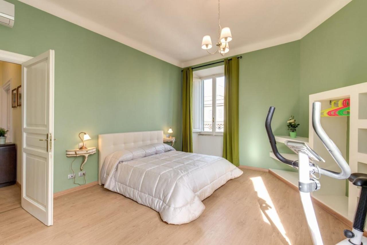 Lovely 4-bedroom 30m Sangiovanni Metro Appartamento